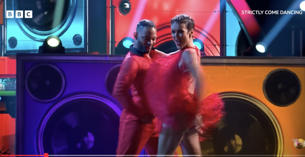 【サルサ】JB GillとLauren Oakleyの情熱的なサルサ