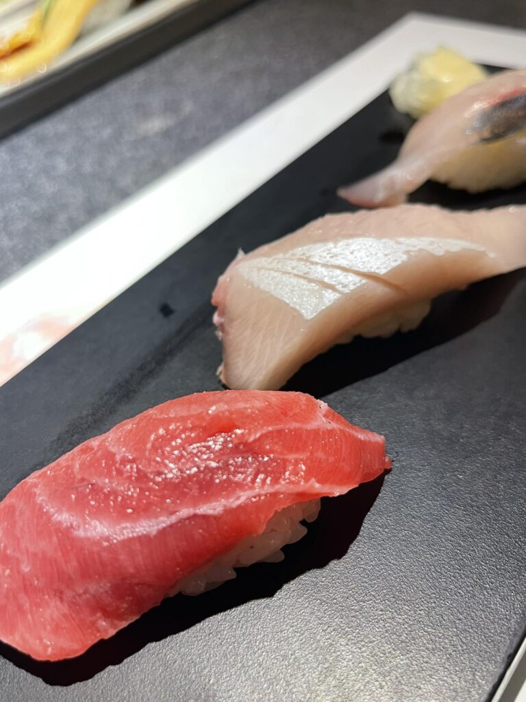 手前が1番マグロの中トロ